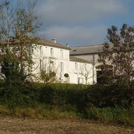 Bed & Breakfast Chambres D'hotes L'en Haut Des Vignes Merignac (Charente)