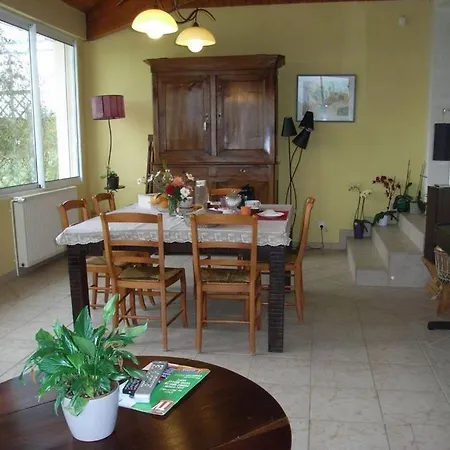 Chambres D'hotes L'en Haut Des Vignes *